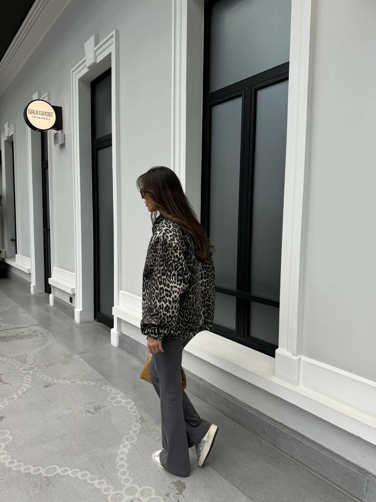 Leopard Lined Bomber trench coat - Image 5