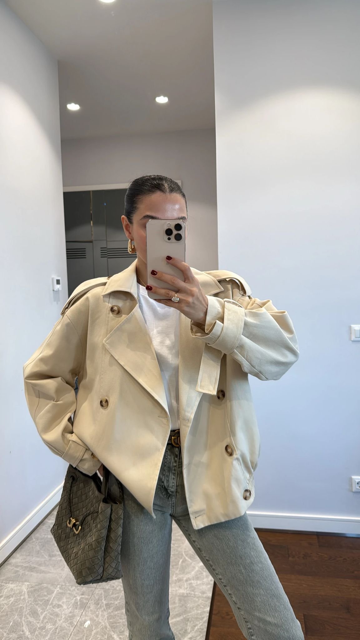 CREAM YAKASI FUR DETAIL TRENCHCOAT - Image 3