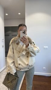 CREAM YAKASI FUR DETAIL TRENCHCOAT