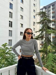 Ecru-Black Long Sleeve Crop Top