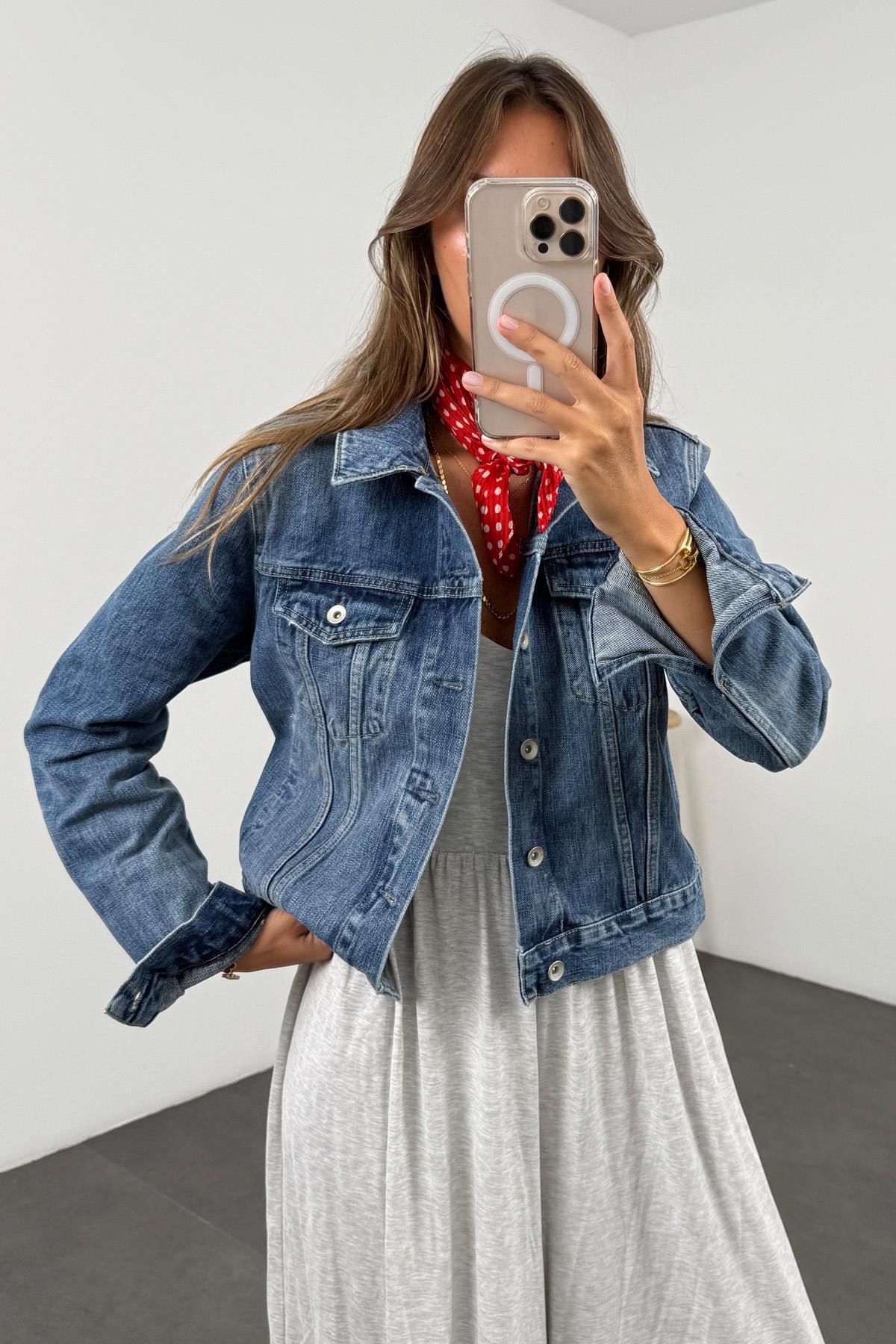 Blue Fitted Classic Denim Jacket - Image 5