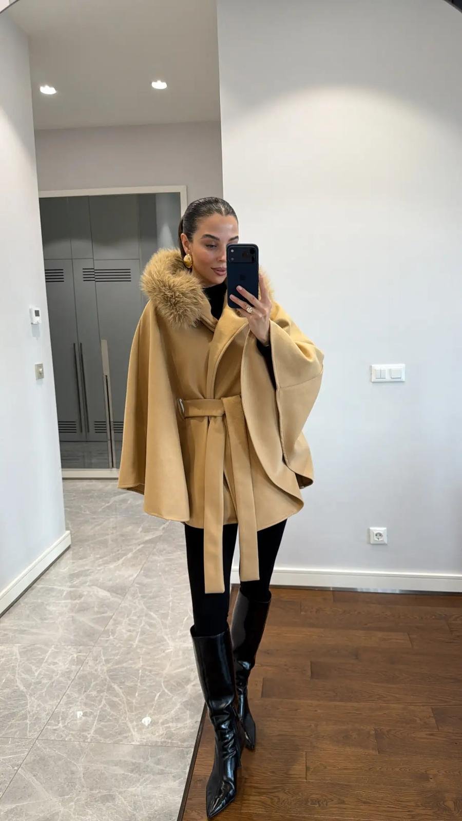 FUR DETAILED BELTED CACHET PONCHO - Image 5