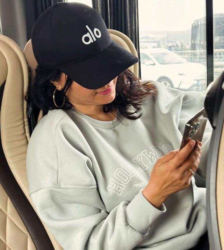 White Hello Yoga Men/Women Hat