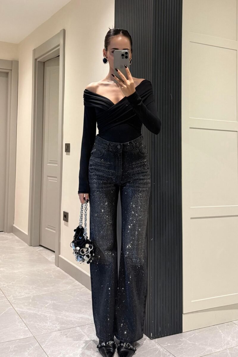 Black Vintage Premium Stoned Jeans