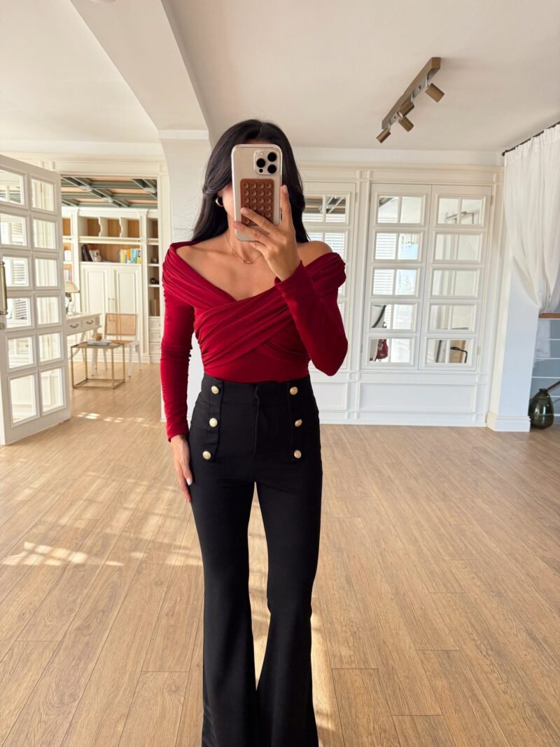 Elegance Off-Shoulder Bodysuit Versatile - Red