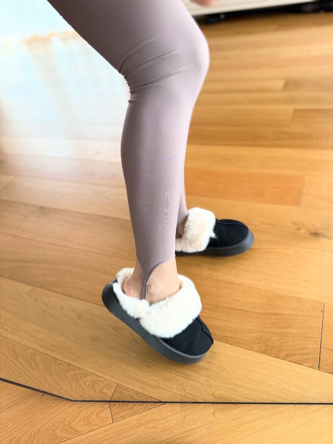 HIGH WAIST FUZO LEGGINGS - Image 24