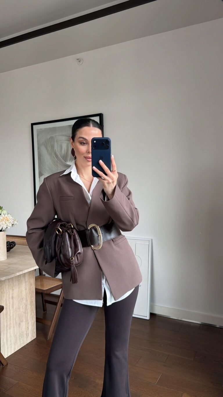 JACKET WITH LARGE BUCKLE BELT