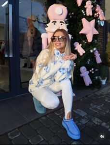 Teddy Floral Design Sweater