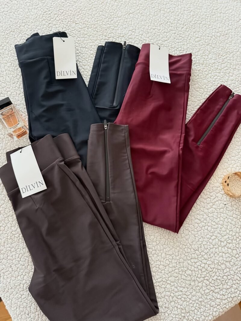 Leggings with Zipper Detail