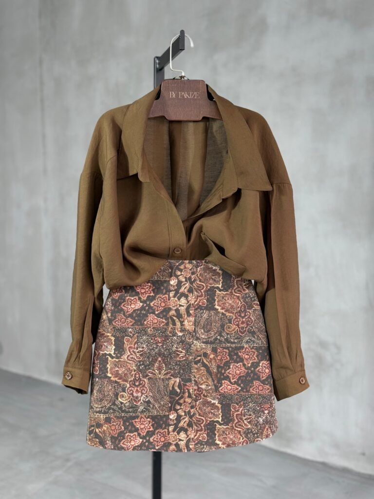 Dropped Shoulder Oversize Shirt (Brown)