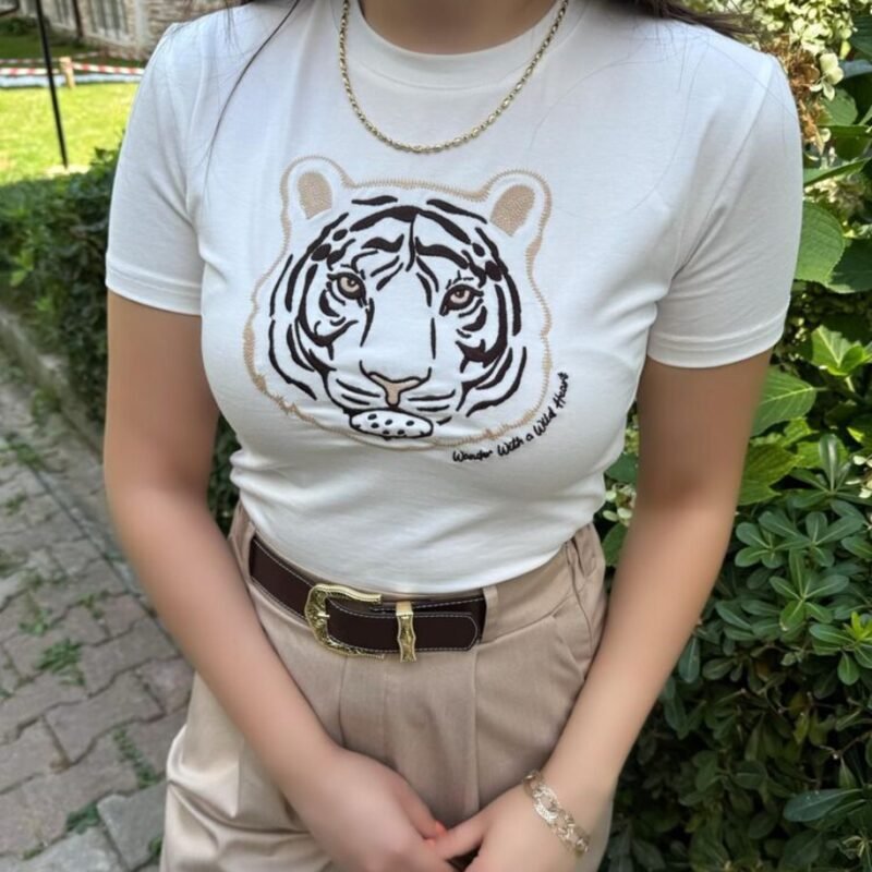 Tiger Embroidered T-shirt