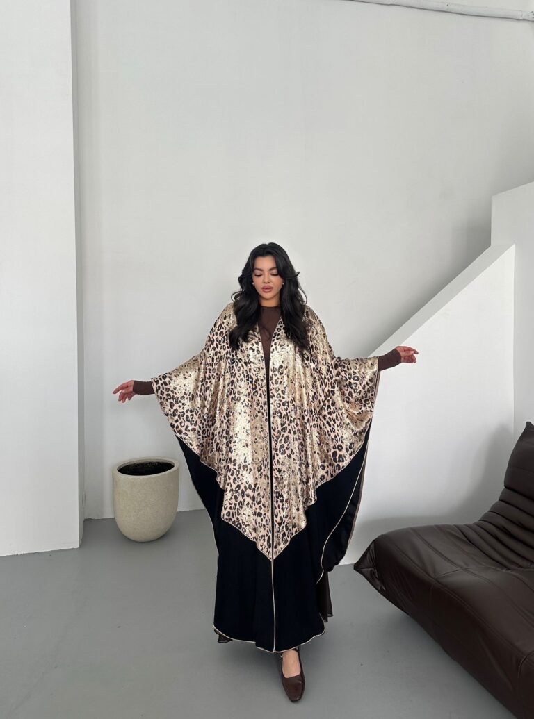 Elevate your wardrobe with our Limited Collection Shimmer Leopard Black Abaya !Crafted with a shimmering fabric et
This perfect for any occasion, and will add a touch of elegance to your look. Don't miss out!