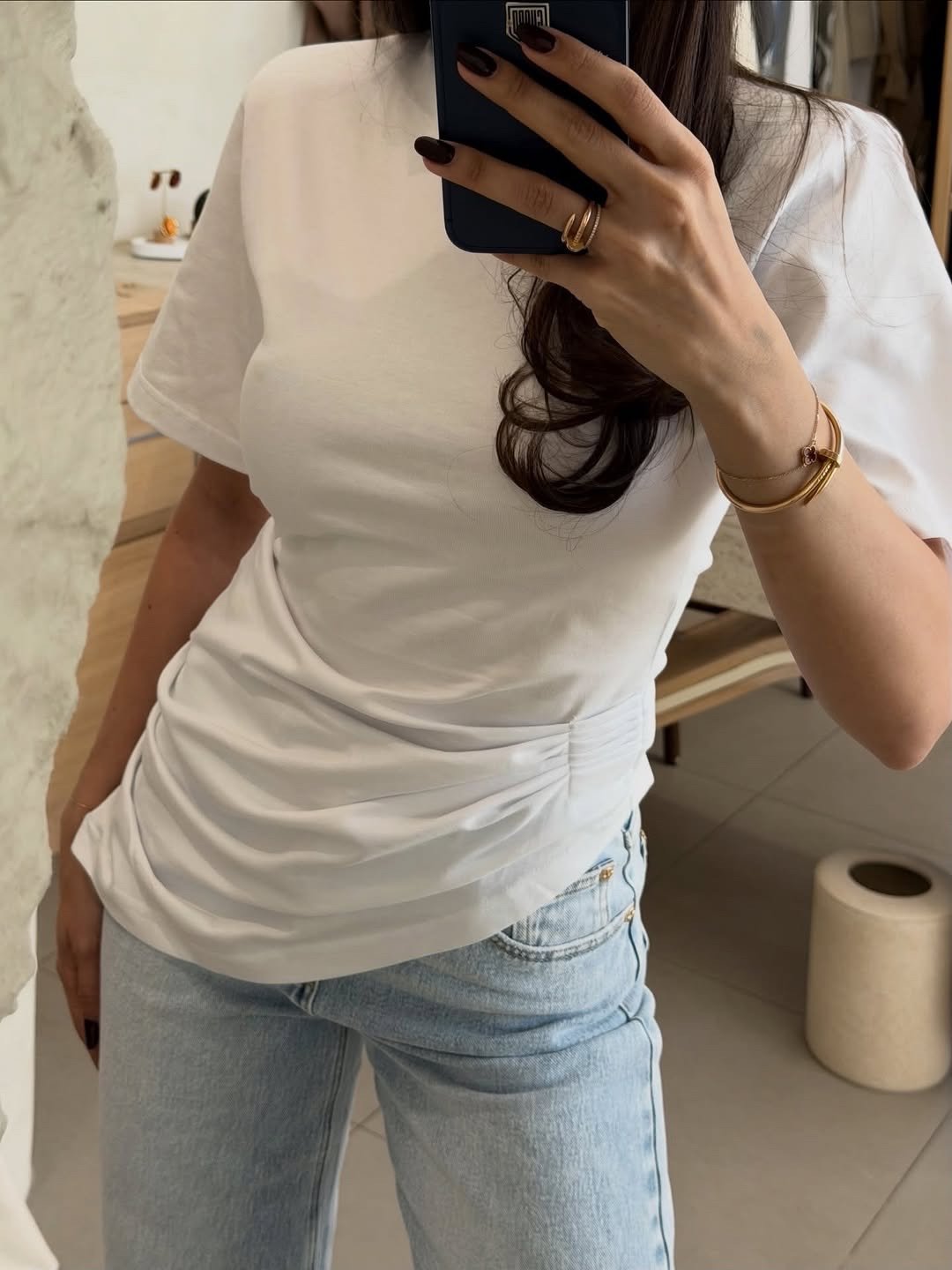 PADDED SIDE GATHERING DETAIL T-SHIRT - Image 2