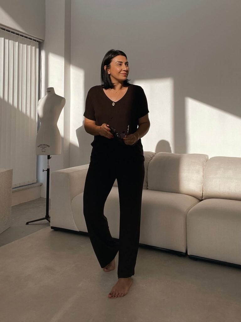 V-Neck Ribbed Suit