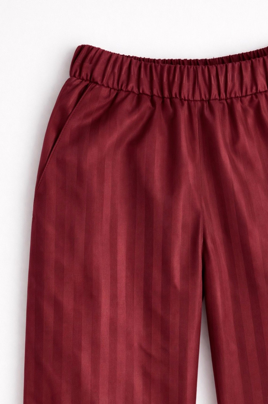 Sleeveless Cherry Red Satin Pajama Set - Image 3