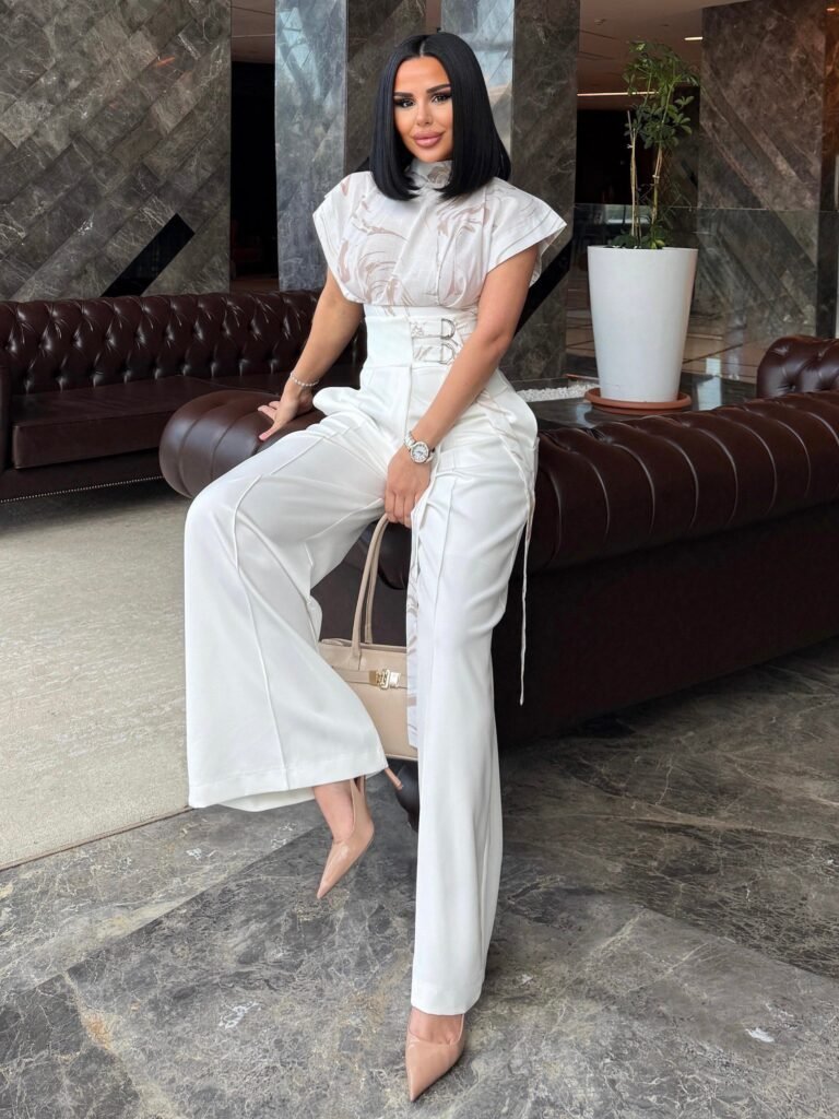 Patterned Design High-Neck Blouse and Palazzo Pants Set with Belt Detail