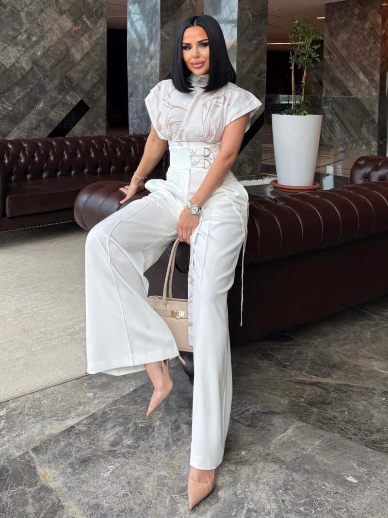 Patterned Design High-Neck Blouse and Palazzo Pants Set with Belt Detail