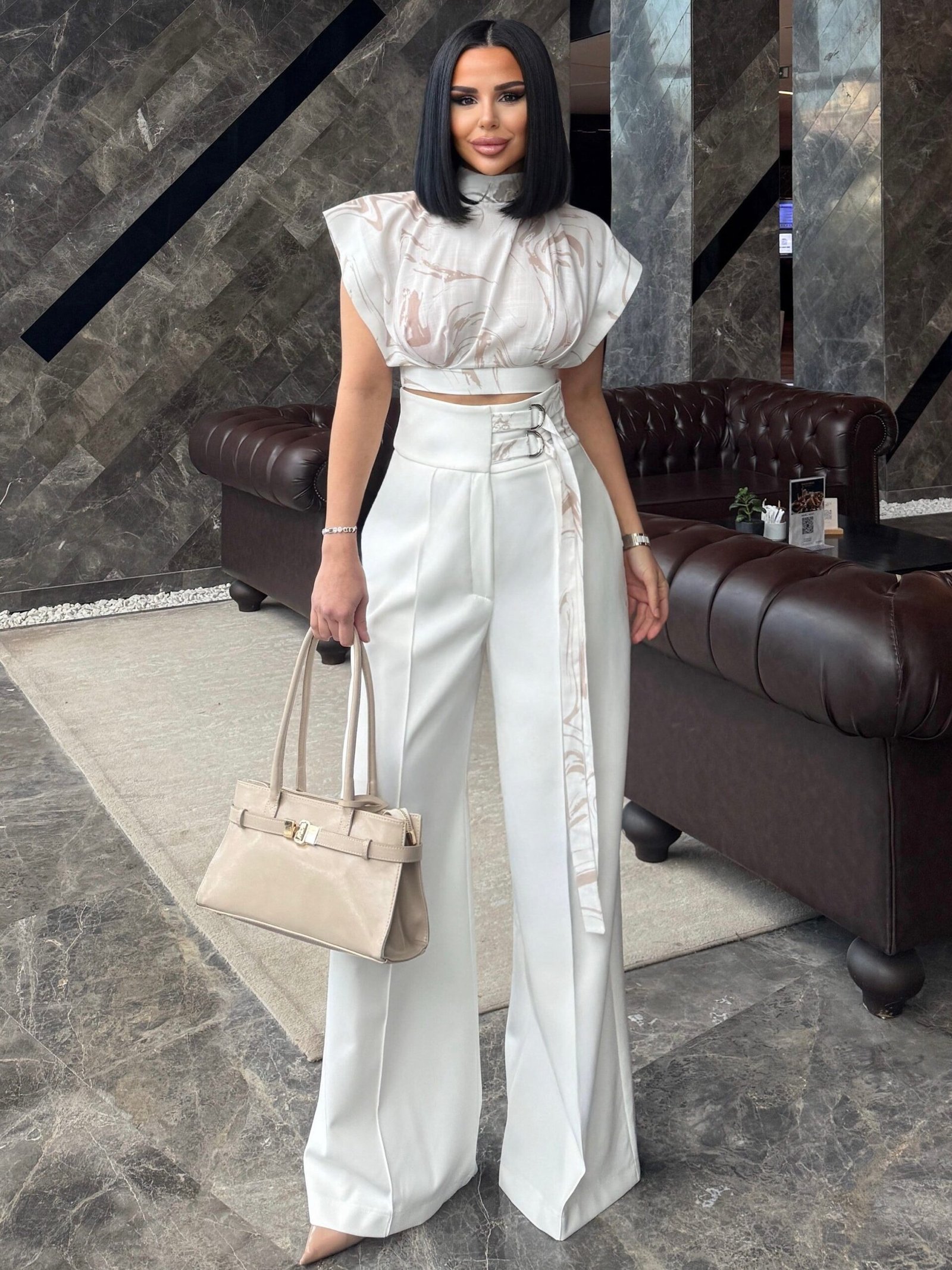 Patterned Design High-Neck Blouse and Palazzo Pants Set with Belt Detail - Image 4