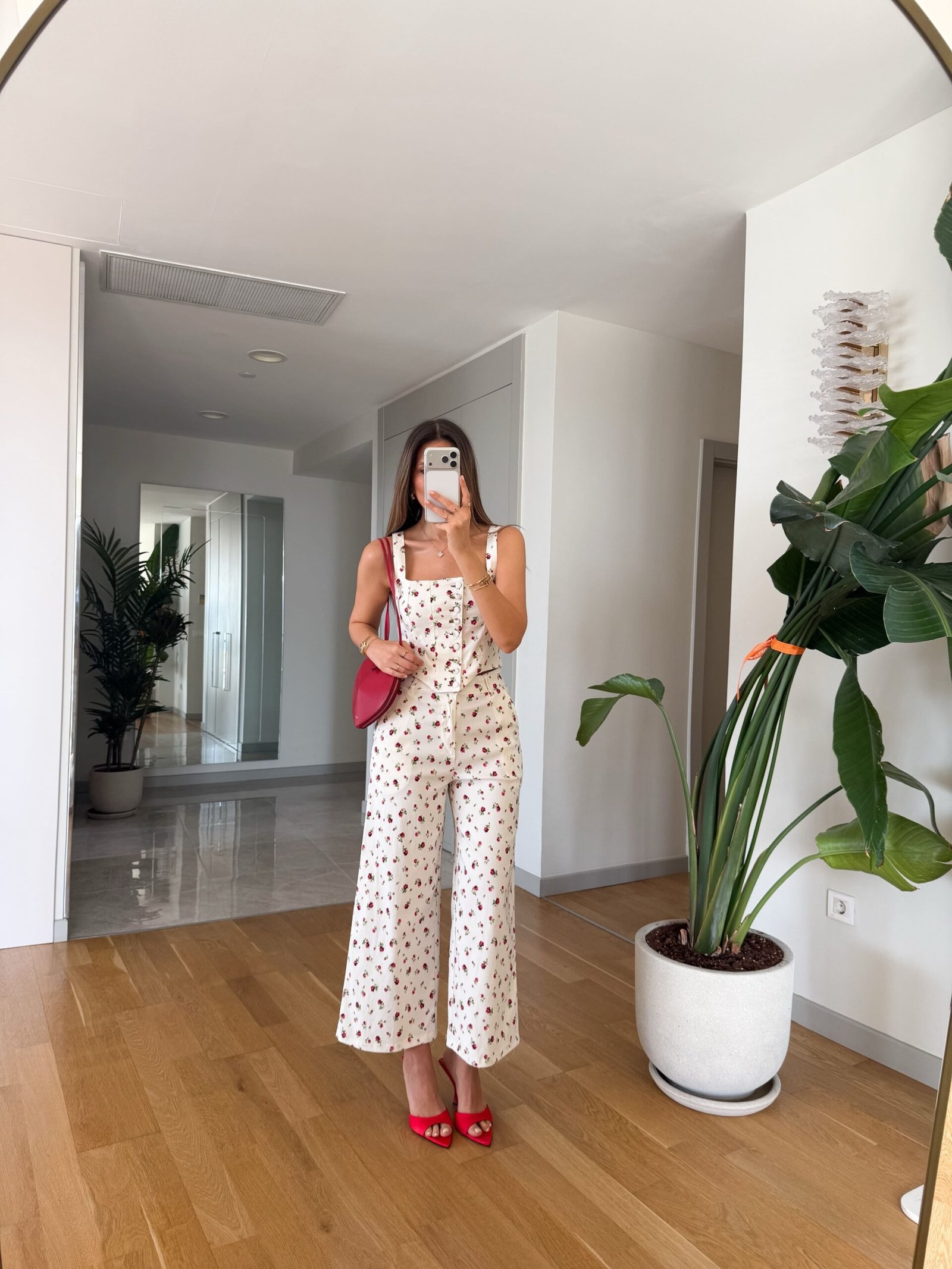 FLORAL PRINT PANTS AND BLOUSE TWO-PIECE SET - Image 2