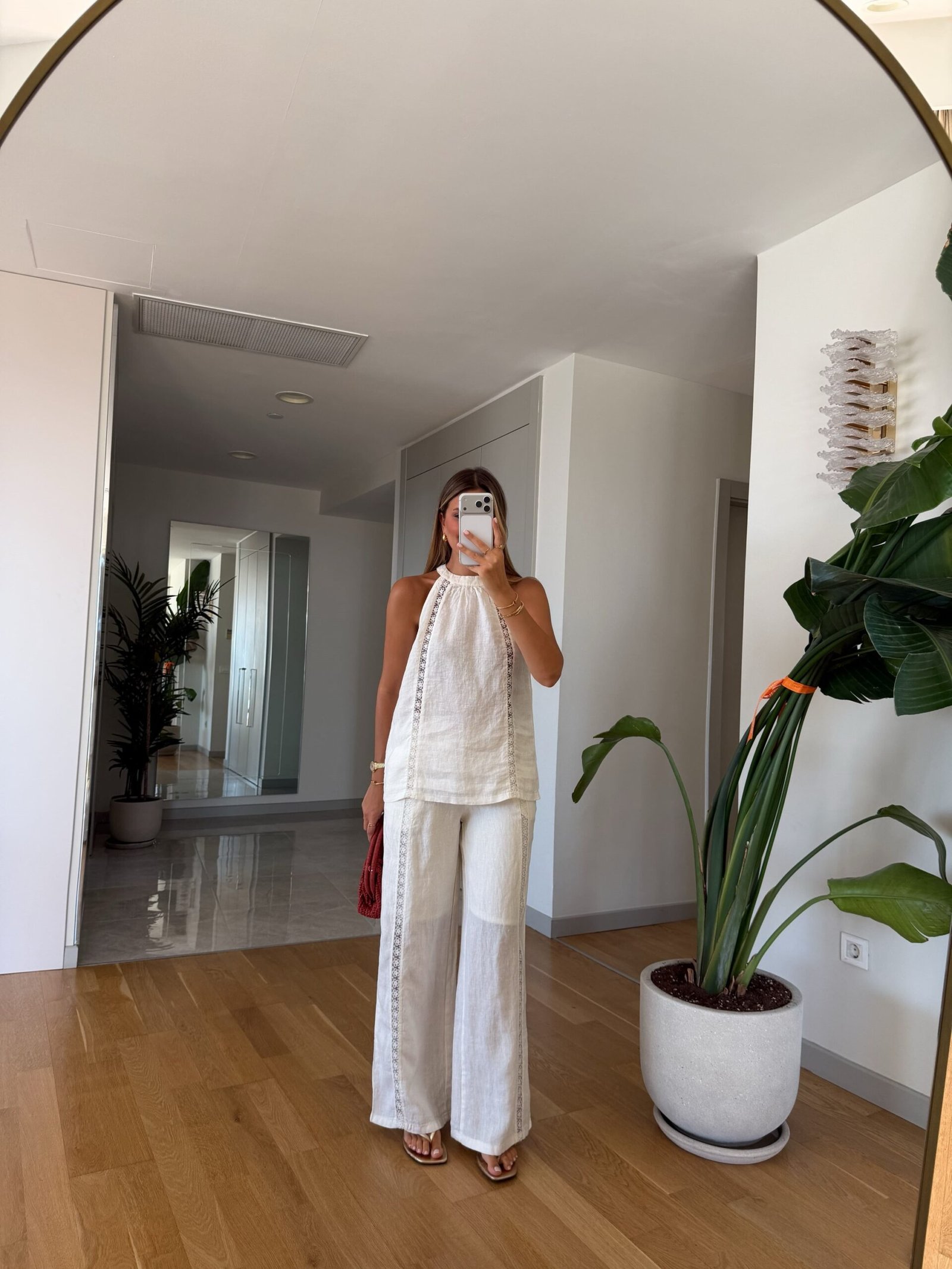 Lace Trimmed Pure Linen Trousers And Bluz - Ecru - Image 2