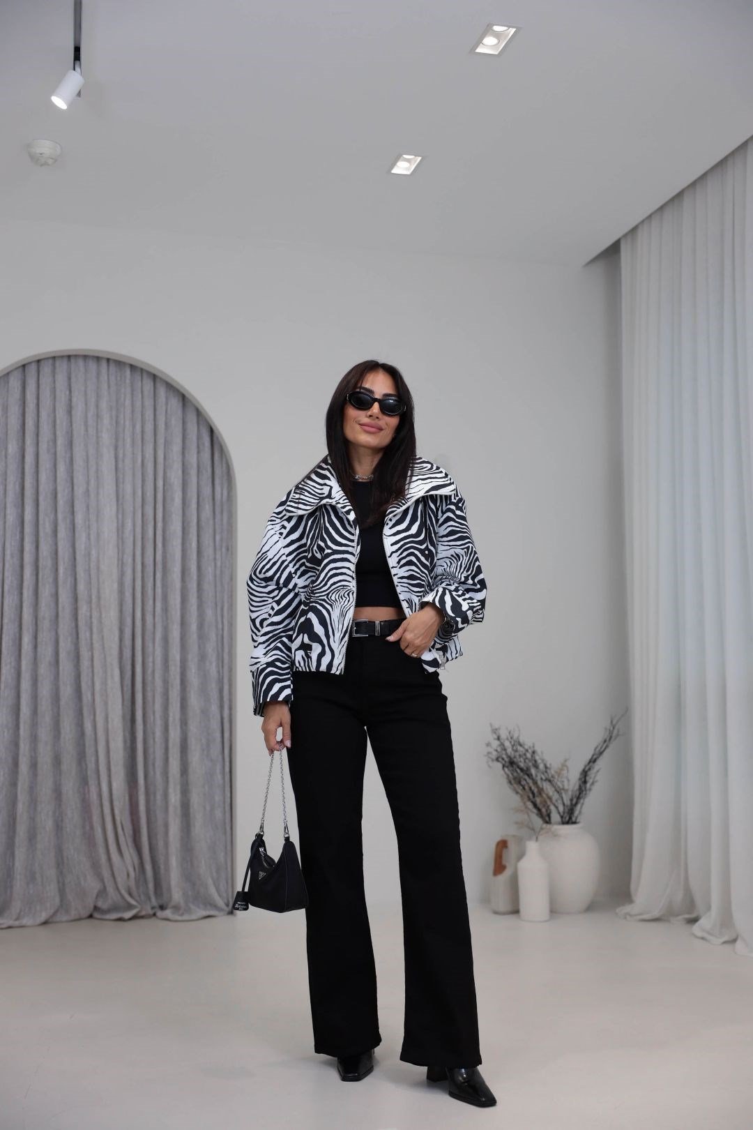 Zebra-Print Jacket with Zipper and Elastic Waist – Black & White - Image 6